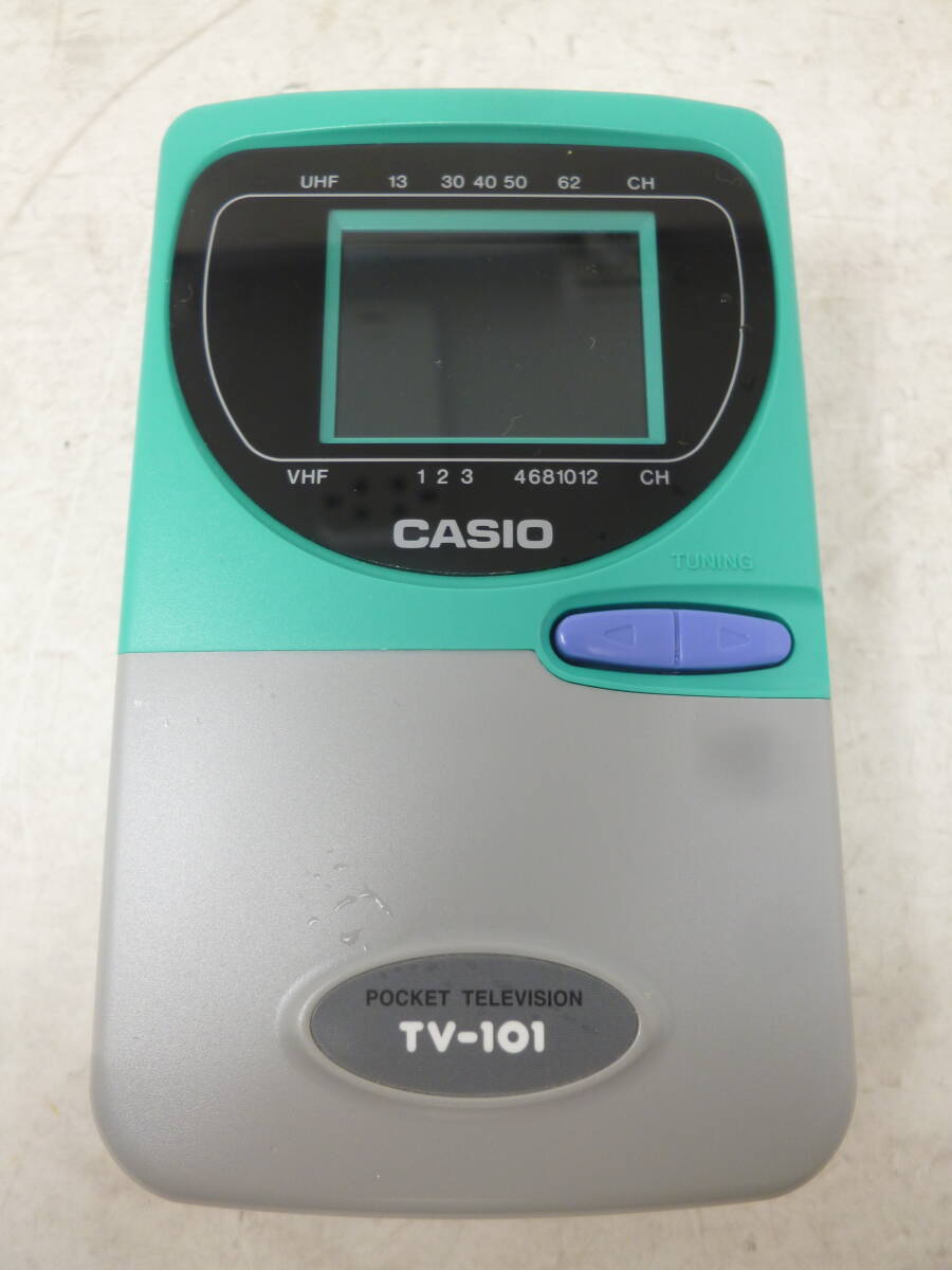 中古ジャンク CASIO ポータブルテレビ TV-101 レトロ家電 [Z-310] 送料無料(北海道・沖縄・離島・佐川急便中継料金がかかる地域は除く)