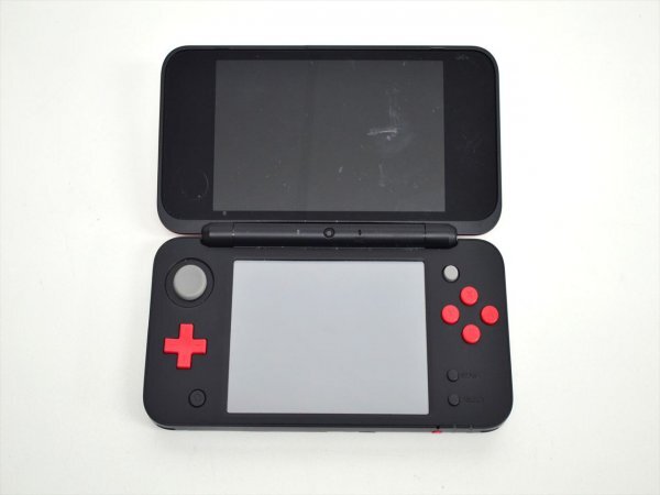 KM756●ジャンク品●Nintendo　Newニンテンドー 2DS LL　JAN-001　本体のみ