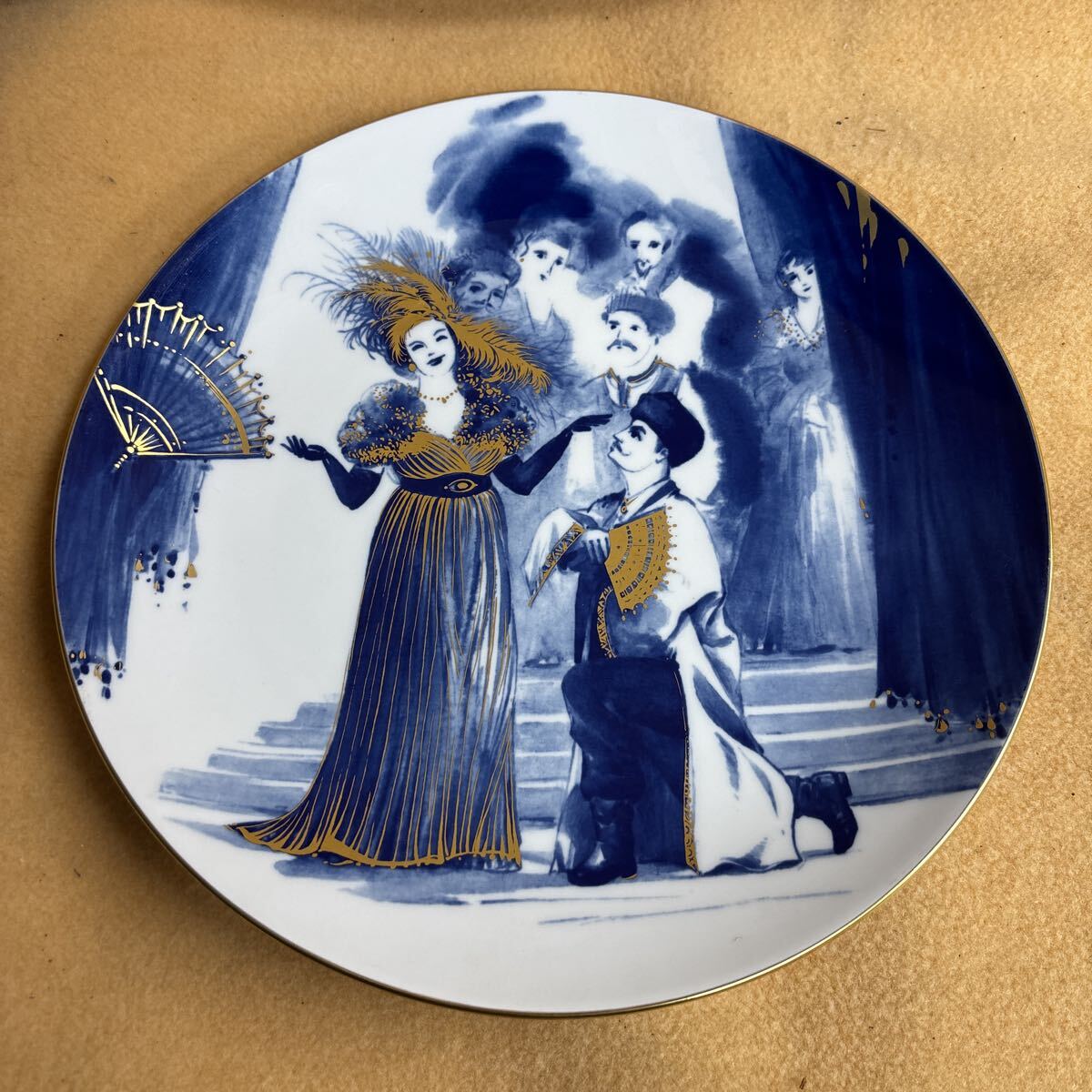 マイセン　イヤープレート2006 メリーウィドウ　Meissen コレクション　美術品 飾り皿 イヤープレート 武6