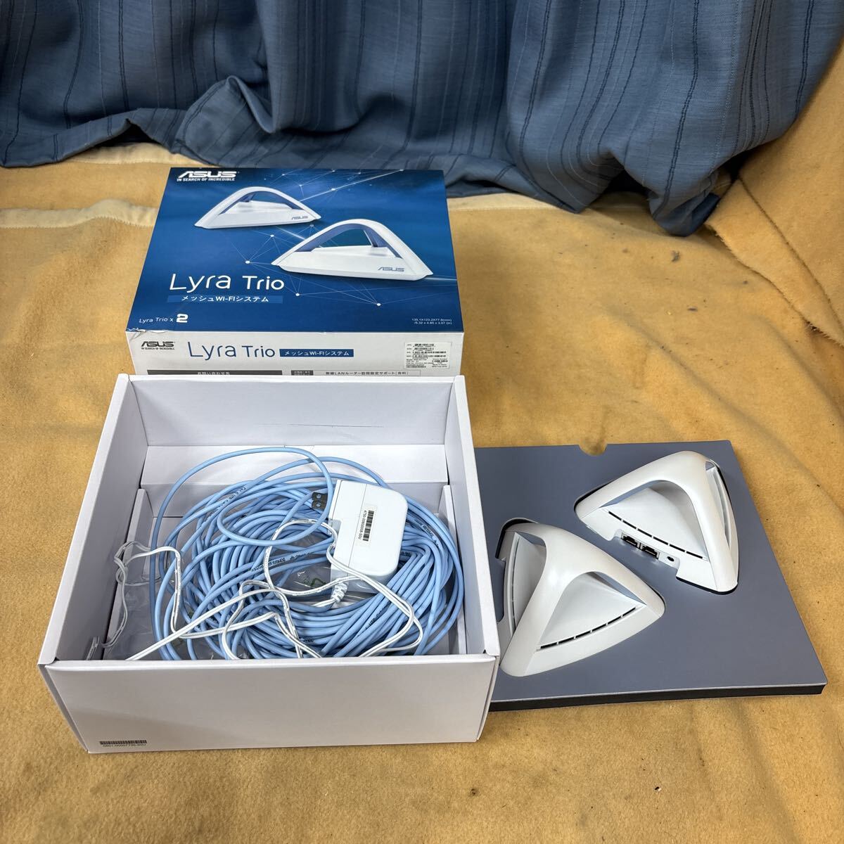 ASUS Lyra Trio メッシュWi-Fiシステム　2個　中古　現状渡し　未初期化　武44