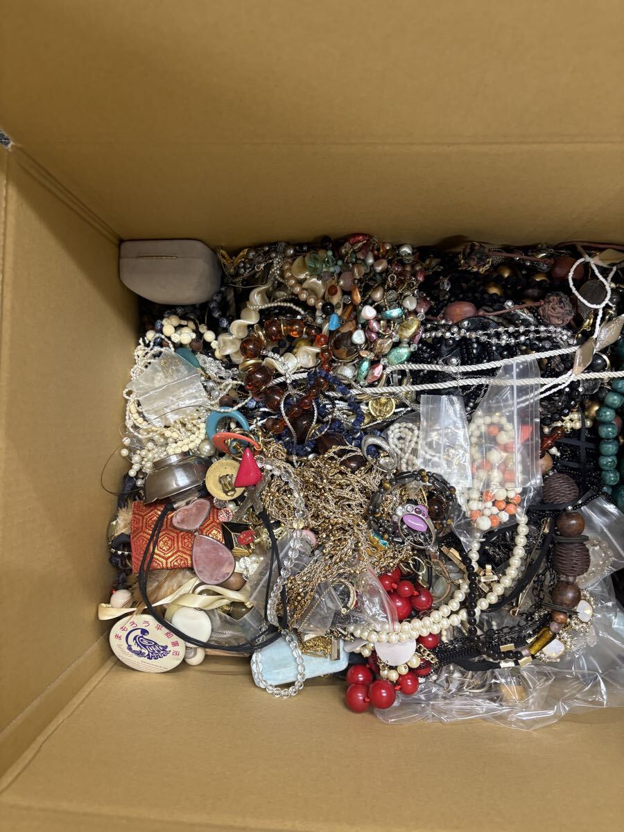 ネックレス イヤリング ブレスレット 天然石　イミテーション　10キロ以上