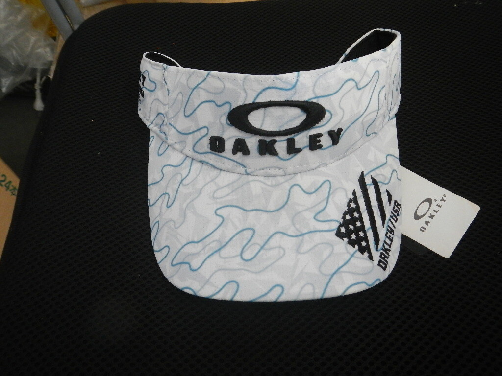 ◆売切り◆未使用◆OAKLEY オークリー サンバイザー FOS902027 WHITE PRINT◆