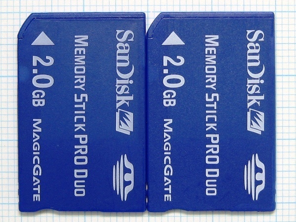 ★SanDisk メモリースティック PRO Duo ２GB ２枚 中古★送料８５円・１８５円