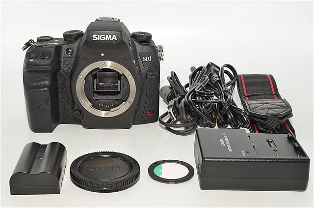 806★新品級★SIGMA デジタル一眼レフカメラ SD1 Merrill