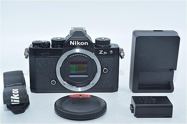 854★美品・ショット数3390回★Nikon ニコン Zfc ボディ ブラック