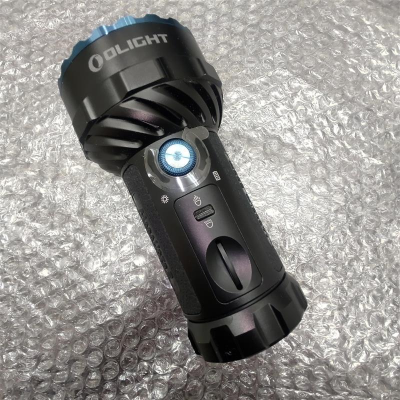 #3297 OLIGHT オーライト Marauder 2 懐中電灯 フラッシュライト ハンディライト 14000ルーメン 現状品