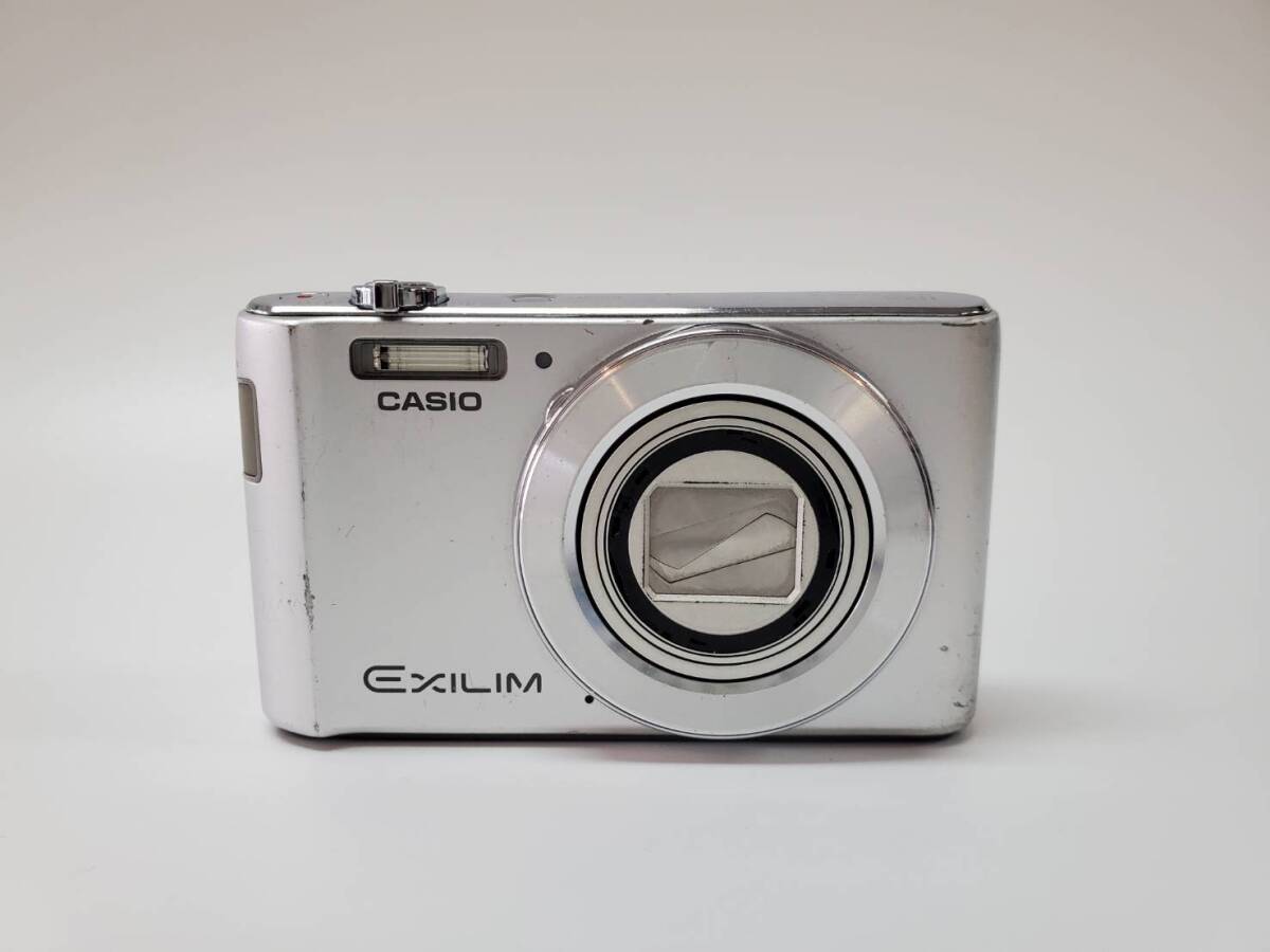 ［60/B3-6/20251204/8796/1972/TM400］CASIO EXILIM　カシオ　デジカメ　※充電器欠品 現状品
