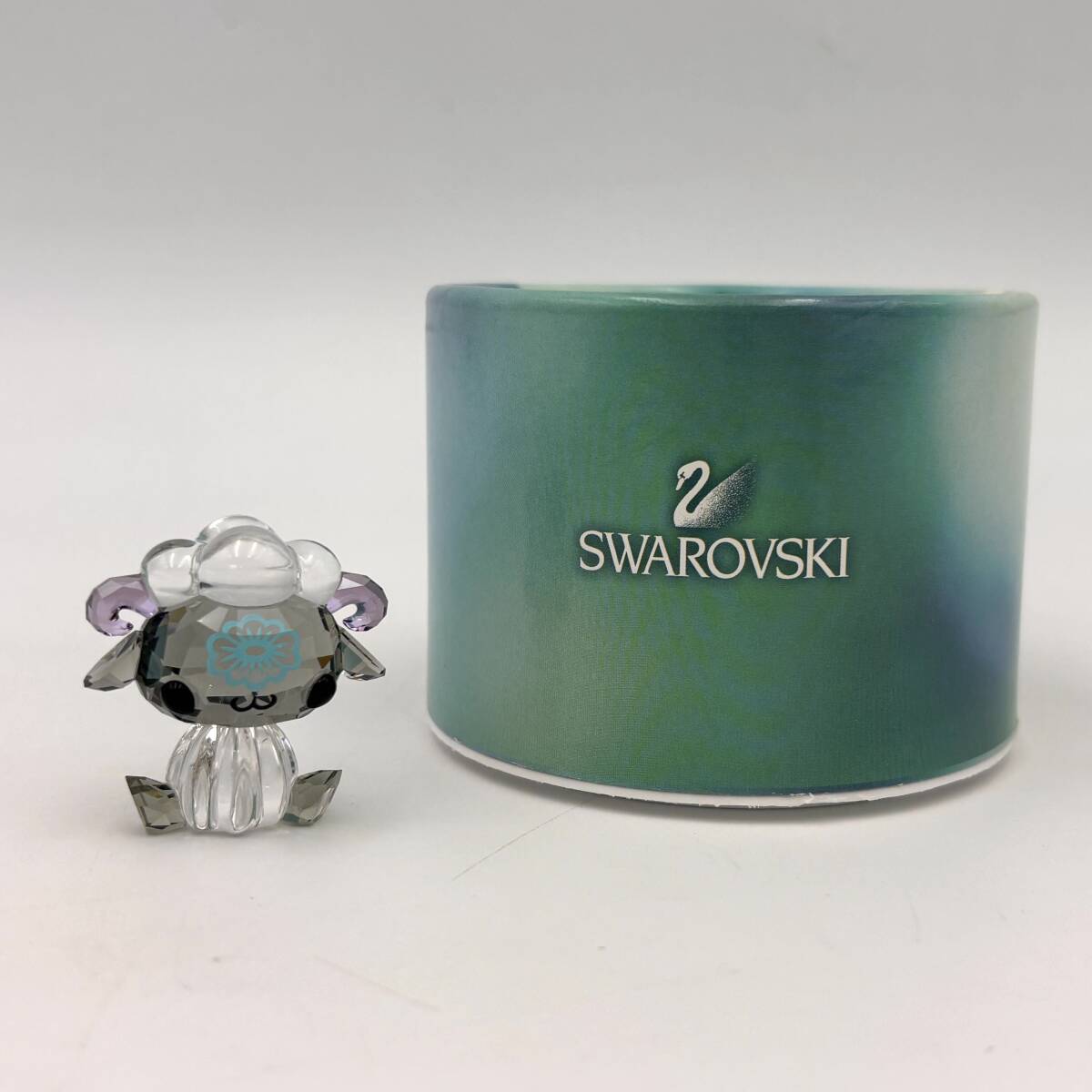 置物『スワロフスキー 干支 ひつじ 未 羊』クリスタル ブラックダイアモンド・クリスタル 縁起物 十二支 SWAROVSKI 現状品 D-6330