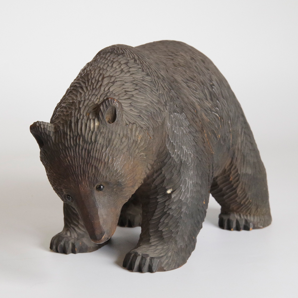 木彫り　熊　八雲　やくも　若山万之助　在銘有　ガラス目　933