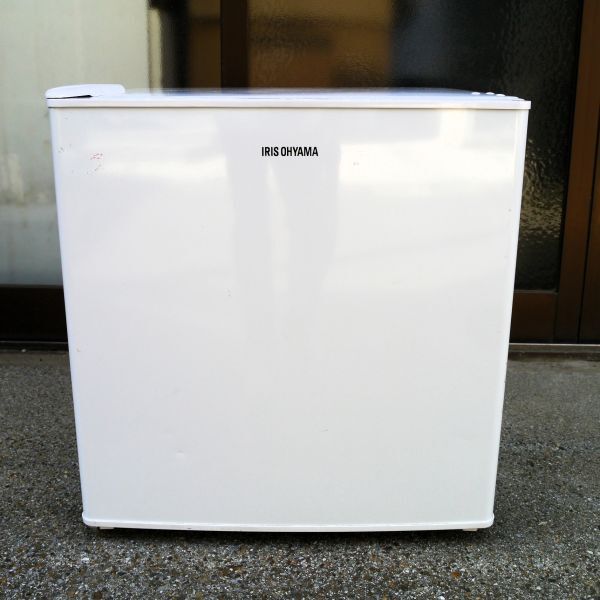 アイリスオーヤマ ノンフロン冷蔵庫 AF42L-W ホワイト（中古動作品）