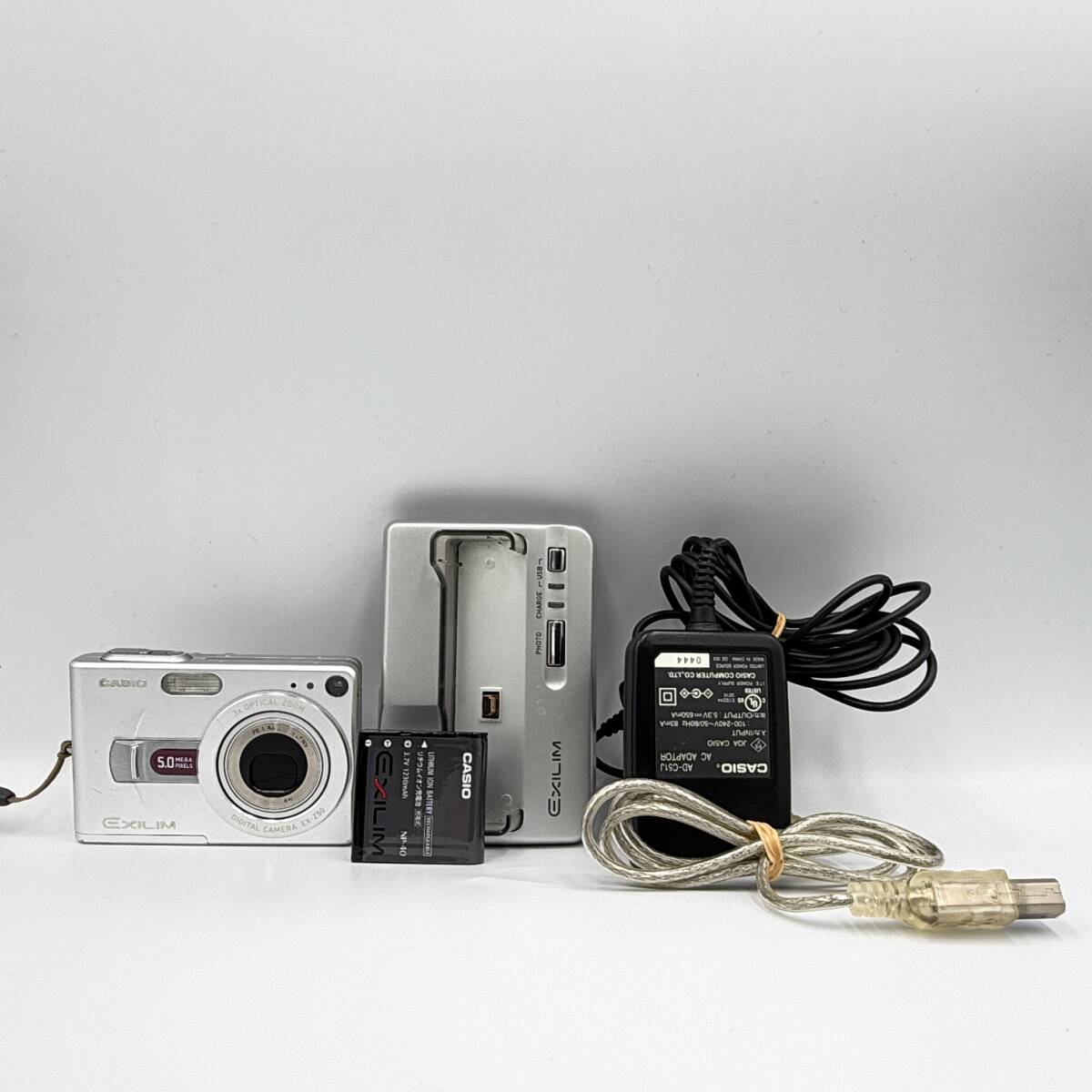 【動作品・充電クレードル付】CASIO EXILIM EX-Z50 クレードル付　1242761 　コンデジ　デジカメ　デジタルカメラ　撮影&フラッシュ動作OK