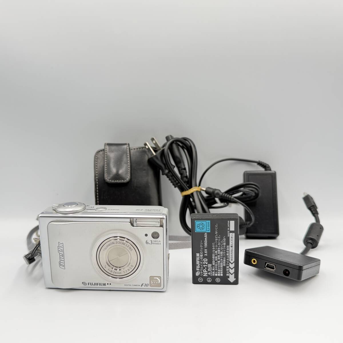 【動作品・備品付き】FUJIFILM FinePix F10 　コンデジ　デジカメ　デジタルカメラ　撮影&フラッシュ動作OK