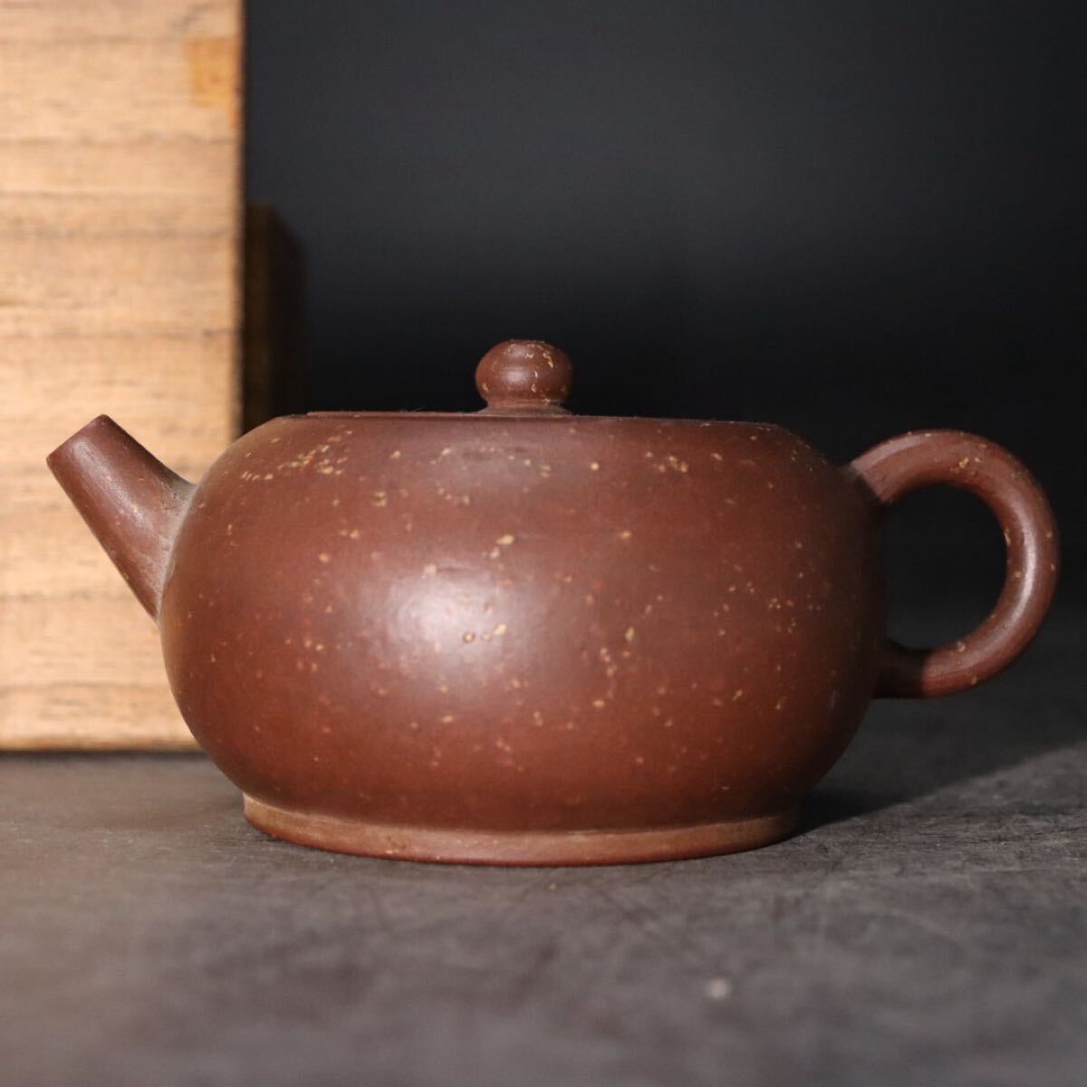 時代　朱泥　梨皮　砲口　急須　共箱　/　中国美術　紫砂　紫泥　煎茶道具　茶壺　茶壷　検索：　宜興　宜興紫砂　.B2122