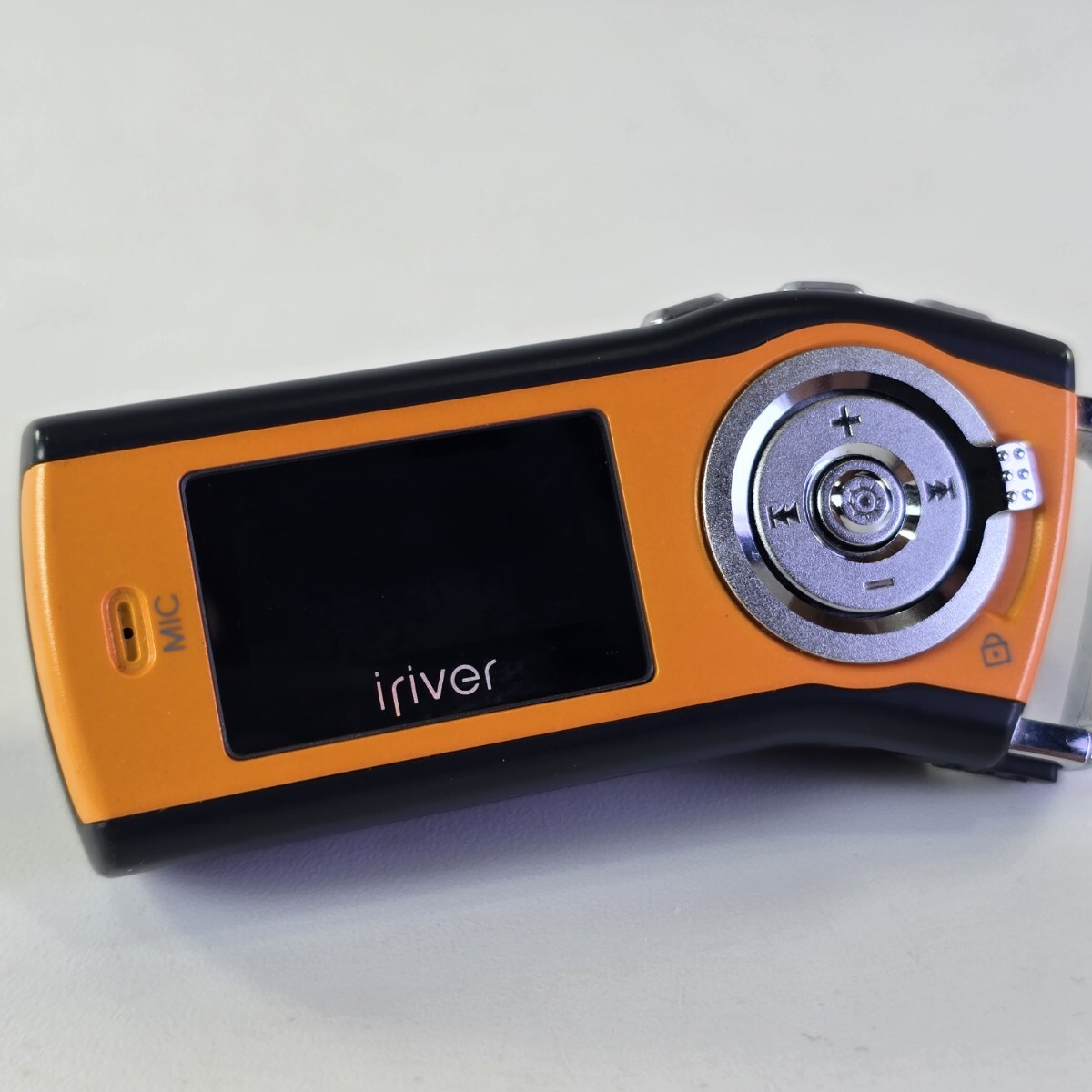 iriver T10 1GB MP3プレーヤー　FMラジオ　動作確認済み　 オレンジ　プレイヤー　音楽 デジタルビデオカメラ
