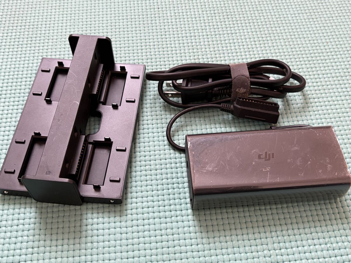 良品　DJI mavic2 マビック2 用 バッテリー充電器 セットmavic2 pro/zoom マビック2 プロ/ ズーム DJI純正品 中古品　ACケーブル　ハブ付き