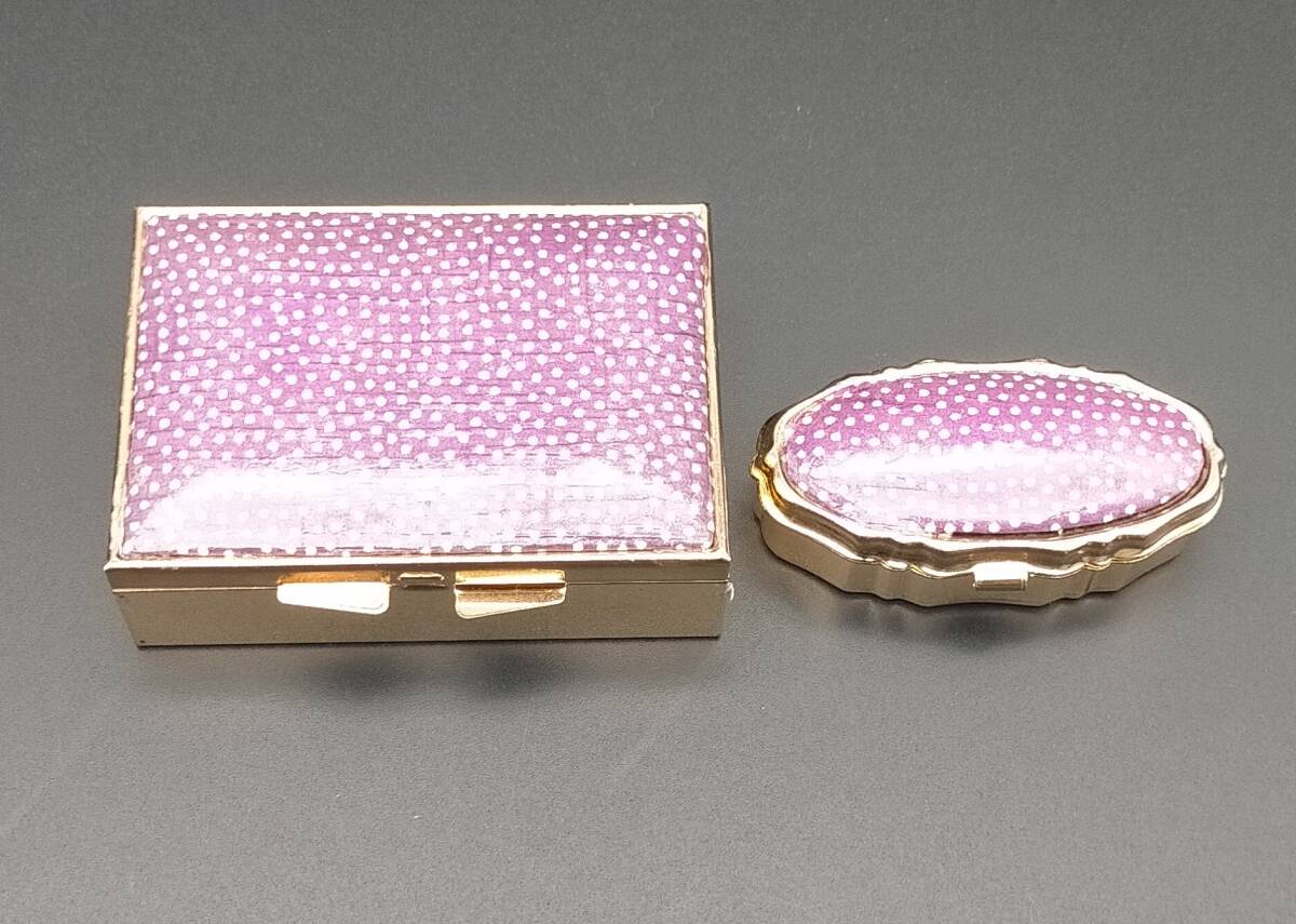 昭和レトロ 携帯用ソーイングセット ＆ ミラー付きピルケース 2点セット UF664