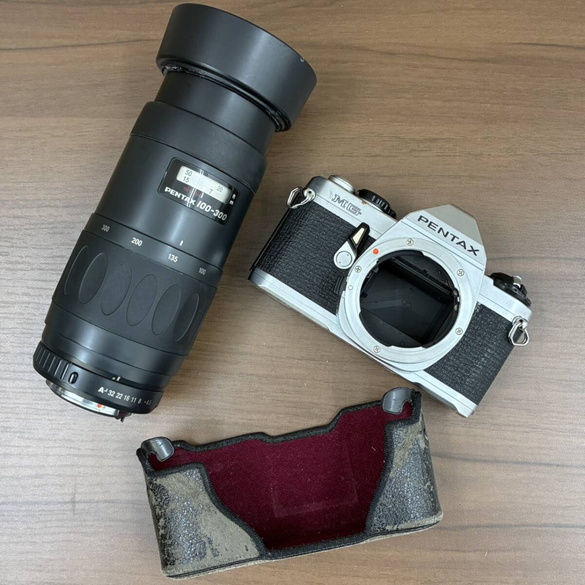 PENTAX ペンタックス フィルム一眼レフカメラ MG 望遠レンズ 100-300mm レンズフード カメラ レンズ 動作未確認 カバー付 Ｋ2741