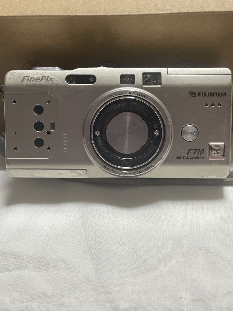 FUJIFILM 富士フィルム FinePix F710 デジタルカメラ