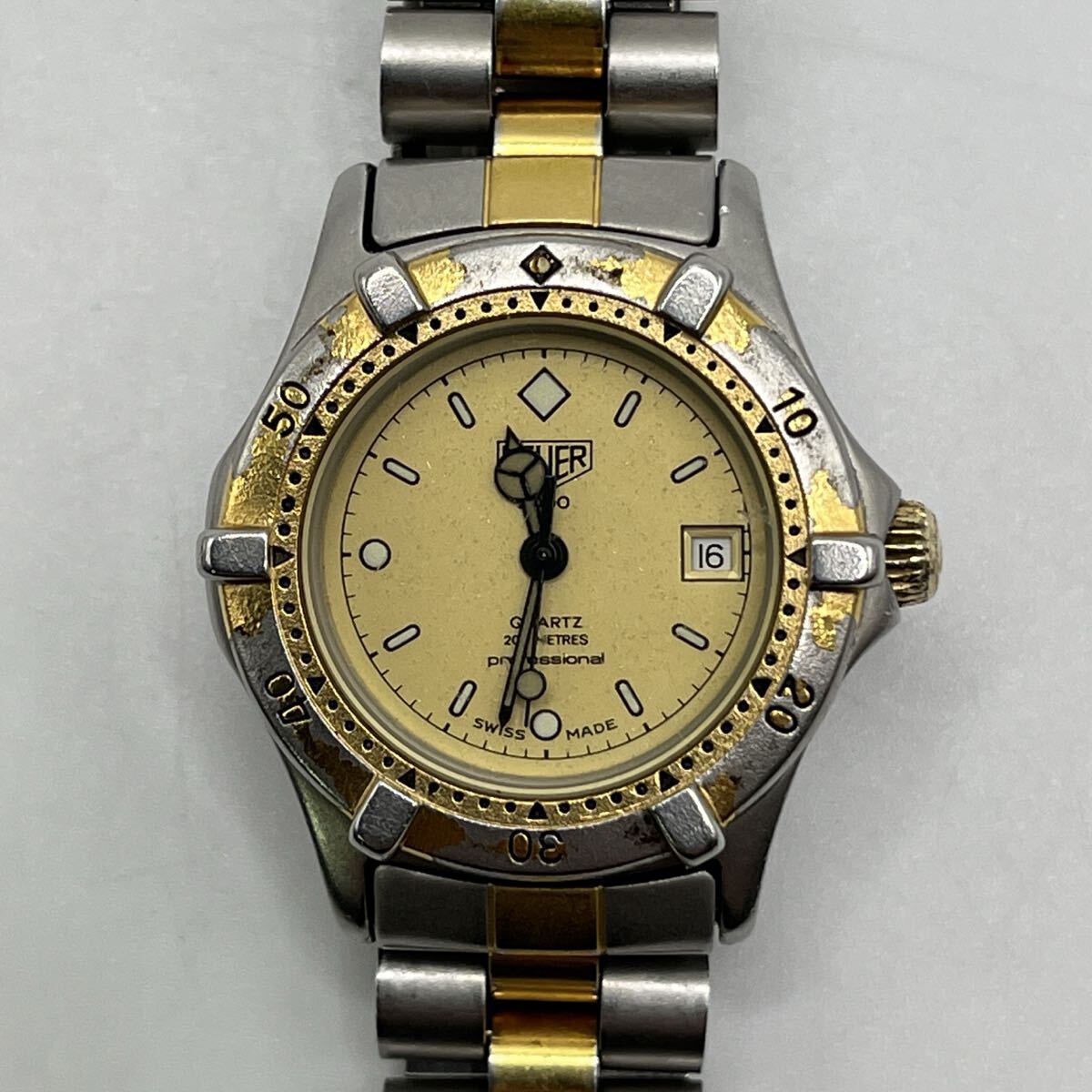 HEUER 2000 QUARTZ 200 METERS professional 964.008 ホイヤー クォーツ ダイバーズウォッチ 3針 デイト タグ・ホイヤー レディース 動作品