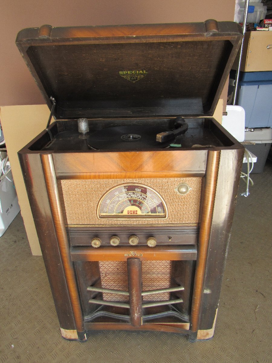 ○真空管ラジオ 真空管式電気蓄音機 1960年代 昭和レトロ/ジャンク