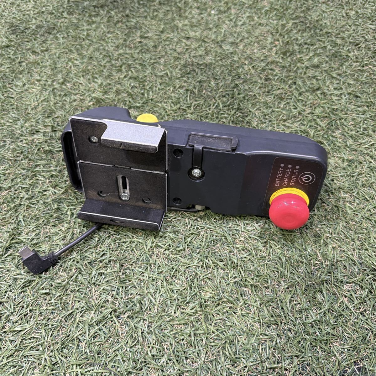 6C271 精密機器　電子部品　型番不明　操作　ティーチングペンダント
