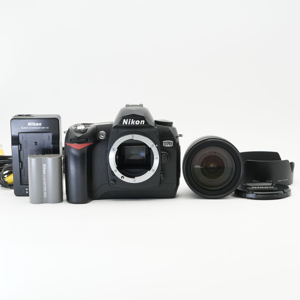 美品 動作確認済 Nikon ニコン D70 レンズキット DX AF-S NIKKOR 18-70mm F3.5-4.5G デジタル一眼 #AA8466