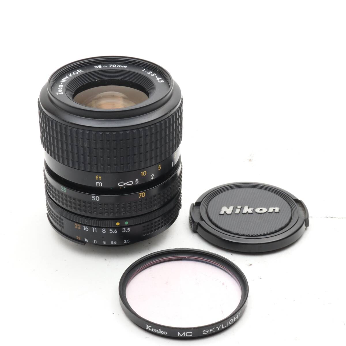 NIKON NIKKOR 35-70mm f/3.5-4.8
