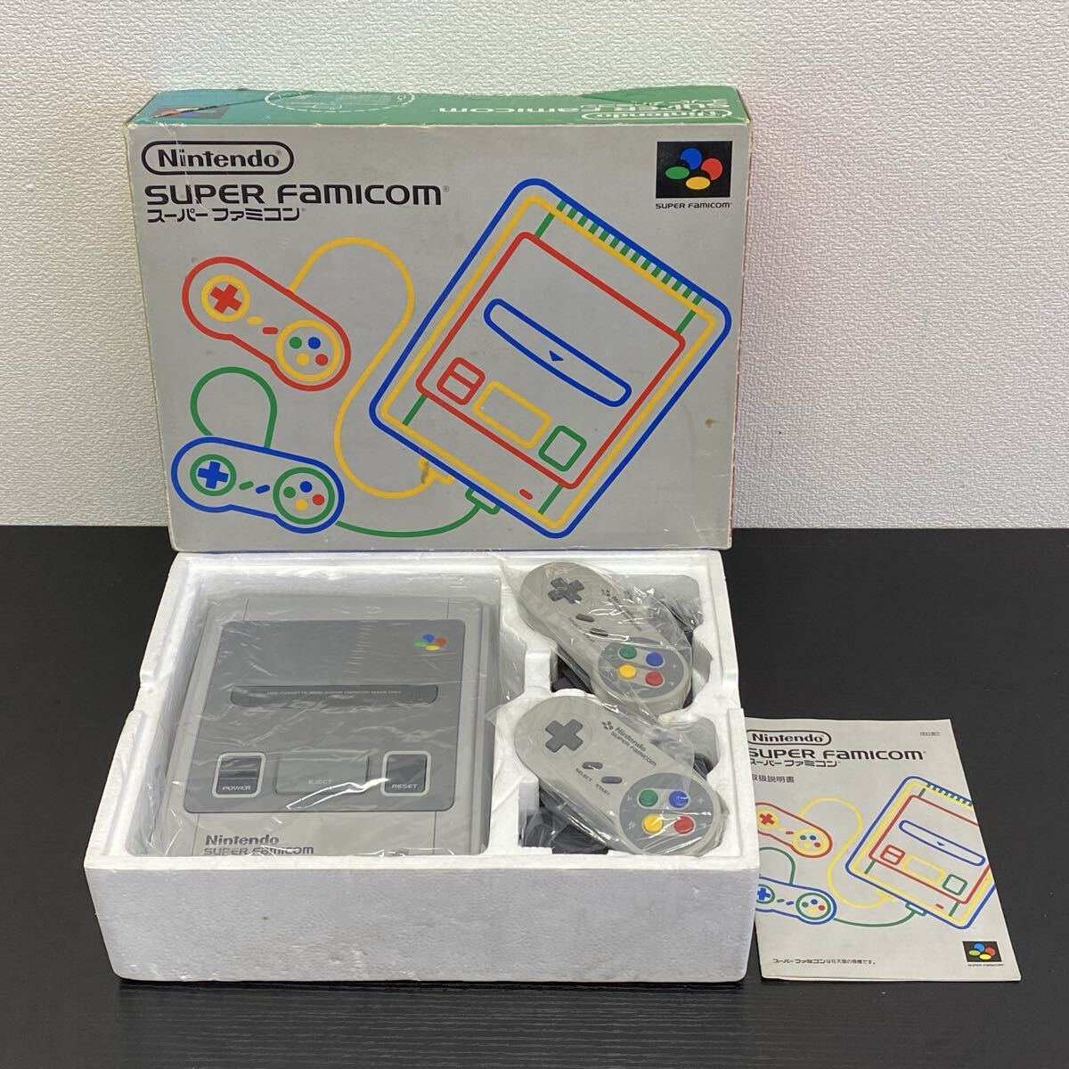 【3T45】 1円スタート Nintendo SUPER FAMICOM / SHVC-001 スーパーファミコン ゲーム機 本体 コントローラー 通電確認済み 箱付き