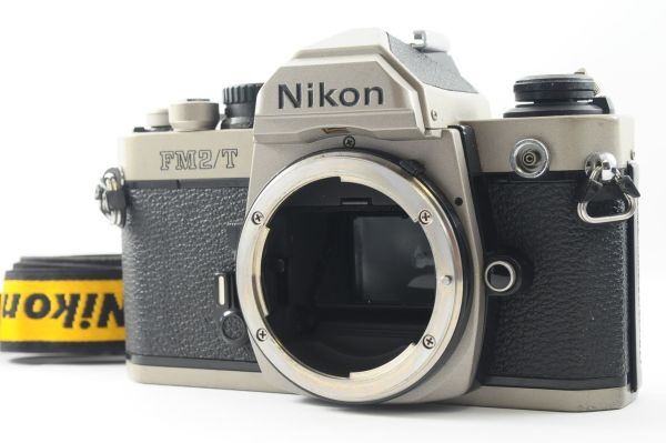 ★極上美品★NIKON ニコン New FM2/T ボディ チタン 清潔感溢れる綺麗な外観！クリアーな光学！0319