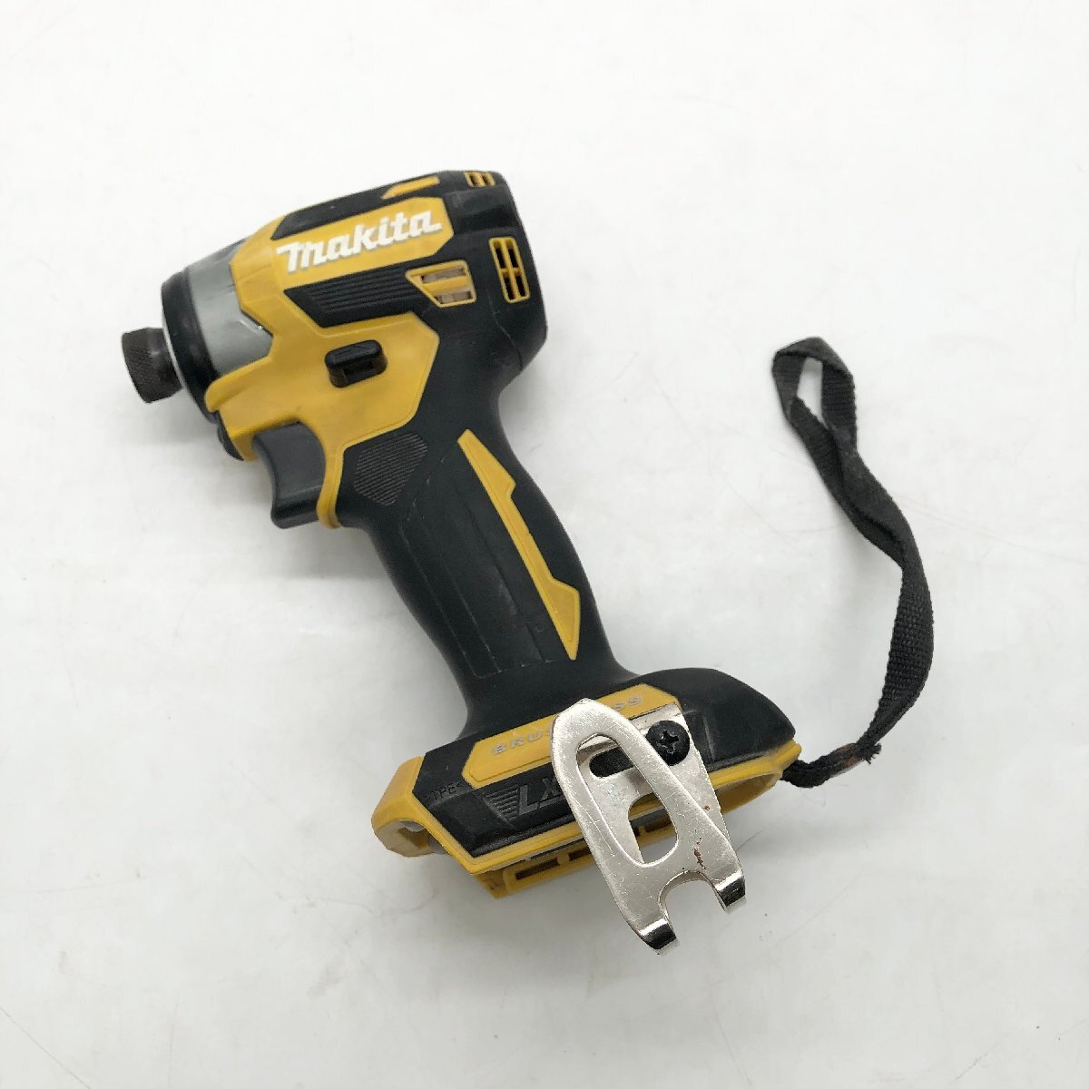 ◎P987 makita マキタ 充電式インパクトドライバ 18V TD173D 動作確認済 (ma)