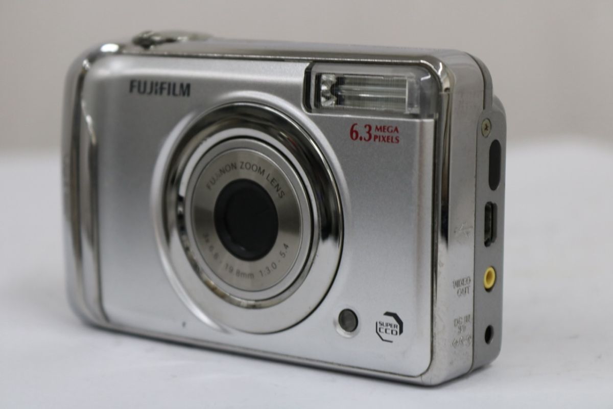 【返品保証】 【便利な単三電池で使用可】フジフィルム Fujifilm Finepix A610 3x コンパクトデジタルカメラ e9619