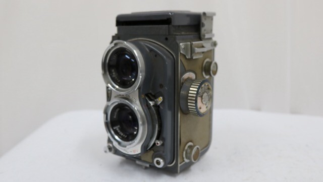 【訳あり品】 ヤシカ Yashica 44 Yashikor 60mm F3.5 二眼カメラ e9422