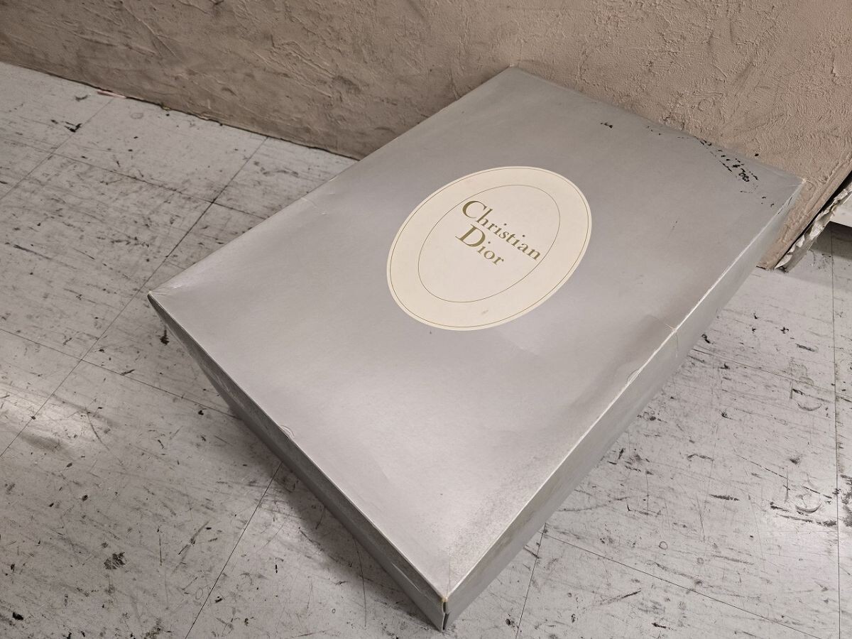 S913-Y25-7462 Christian Dior クリスチャンディオール 布団 詳細不明 現状品④
