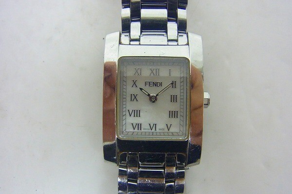 T089-J9-6464◎ FENDI フェンディ 7000L レディース クォーツ 腕時計 現状品③◎