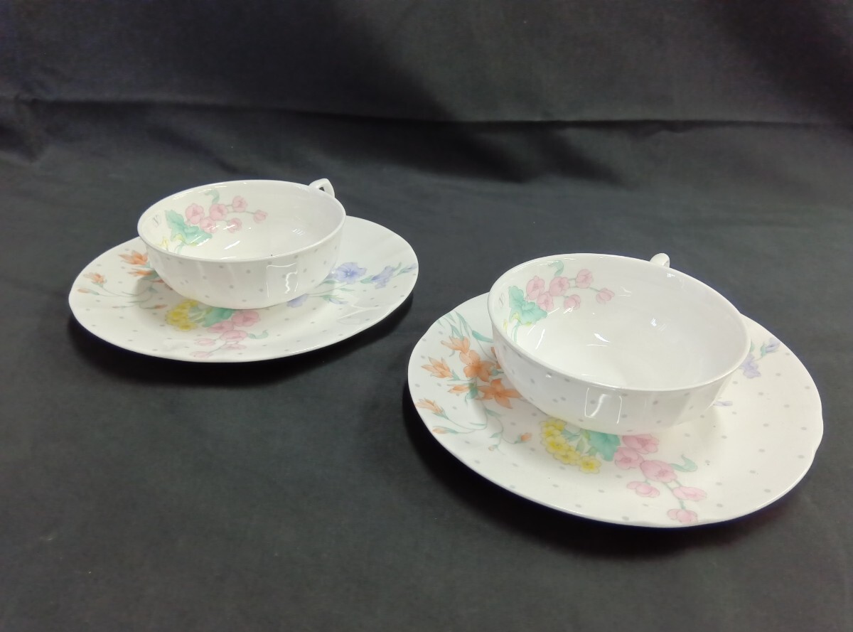 【直接引き取り大歓迎】ヴァレンティノ ガラヴァーニ Valentino Garavani Magna カップ＆ソーサー 2客セット 食器 洋食器