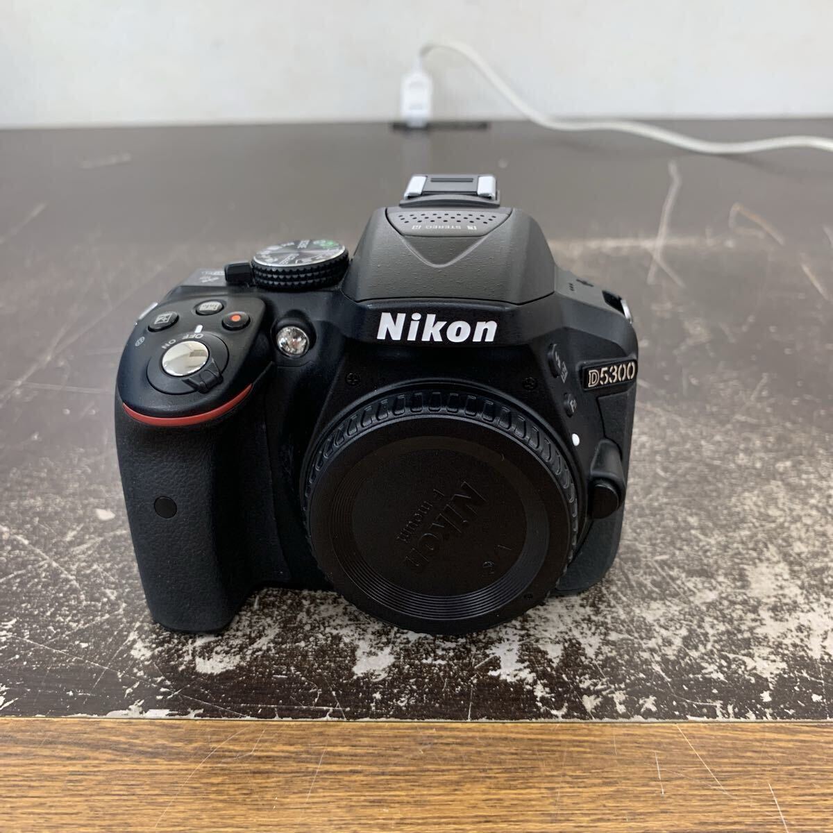 中古品 Nikon D5300 ボディ デジタル一眼レフカメラ デジタルカメラ ニコン ブラック