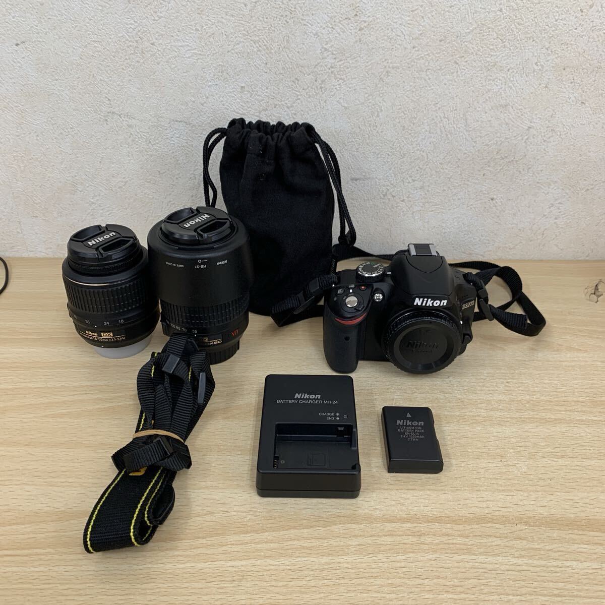 中古品 デジタル一眼レフカメラ ニコン Nikon D3200 ダブルズームレンズキット AF-S 18-55 / 55-200 デジタルカメラ