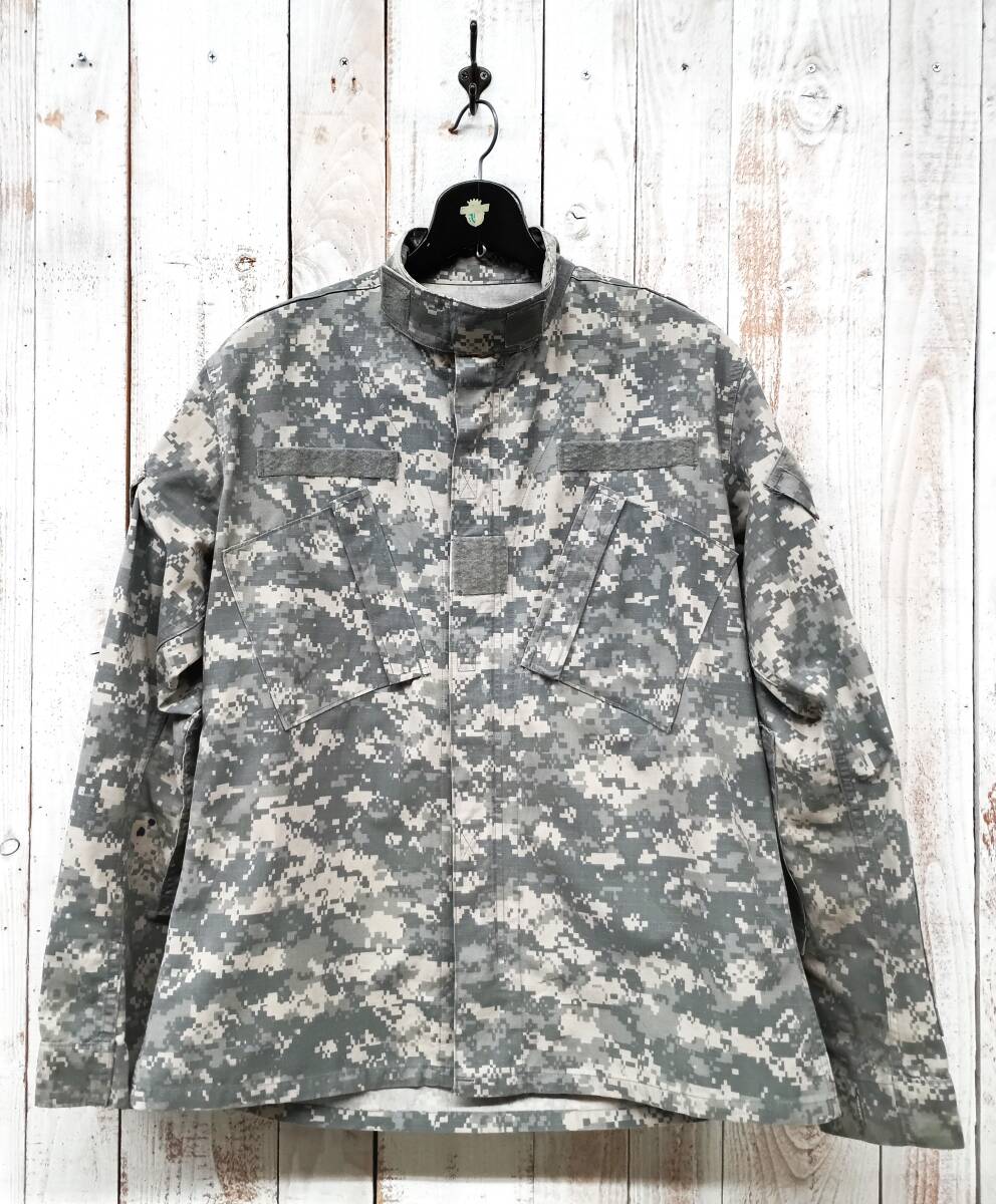 US.ARMY アメリカ軍　古着 ＊Coat.Army.Combat.Uniform フィールドジャケット LARGE-REG ＊Contract.NO. SPE1C1-14-D-N003 