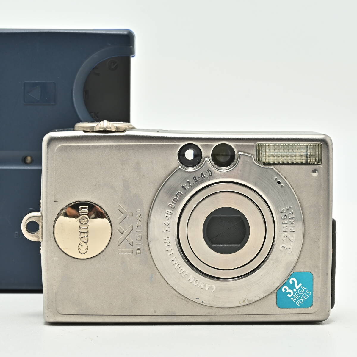 1M-587 Canon キヤノン IXY DIGITAL 320 PC1037 コンパクトデジタルカメラ