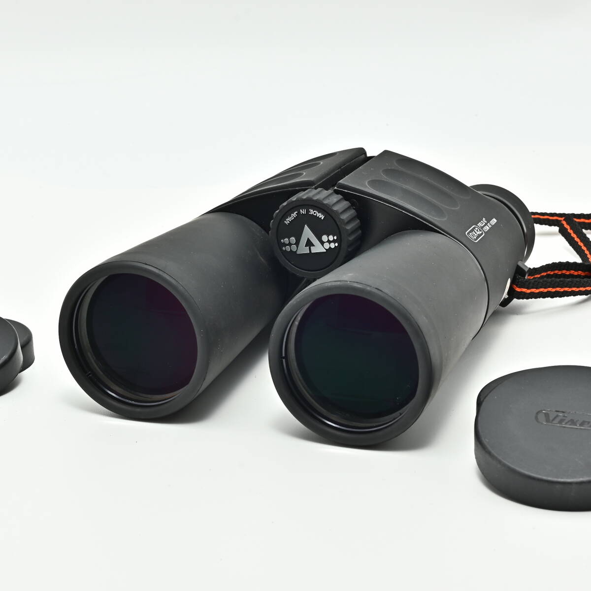 1M-607 Vixen 10X42 双眼鏡