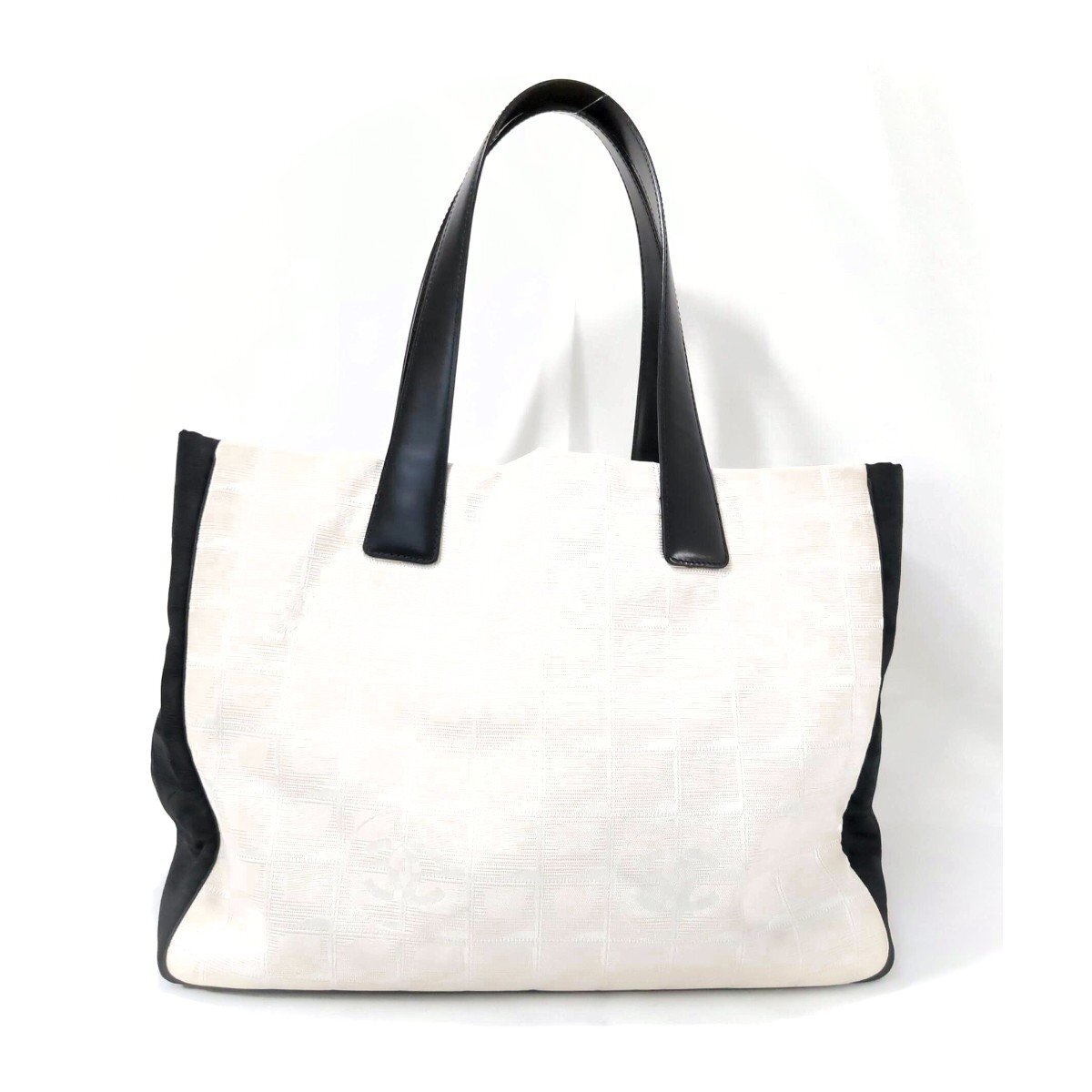 CHANEL シャネル ニュートラベルライン トートバッグ MM ハンド ブラック ホワイト ツートンカラー