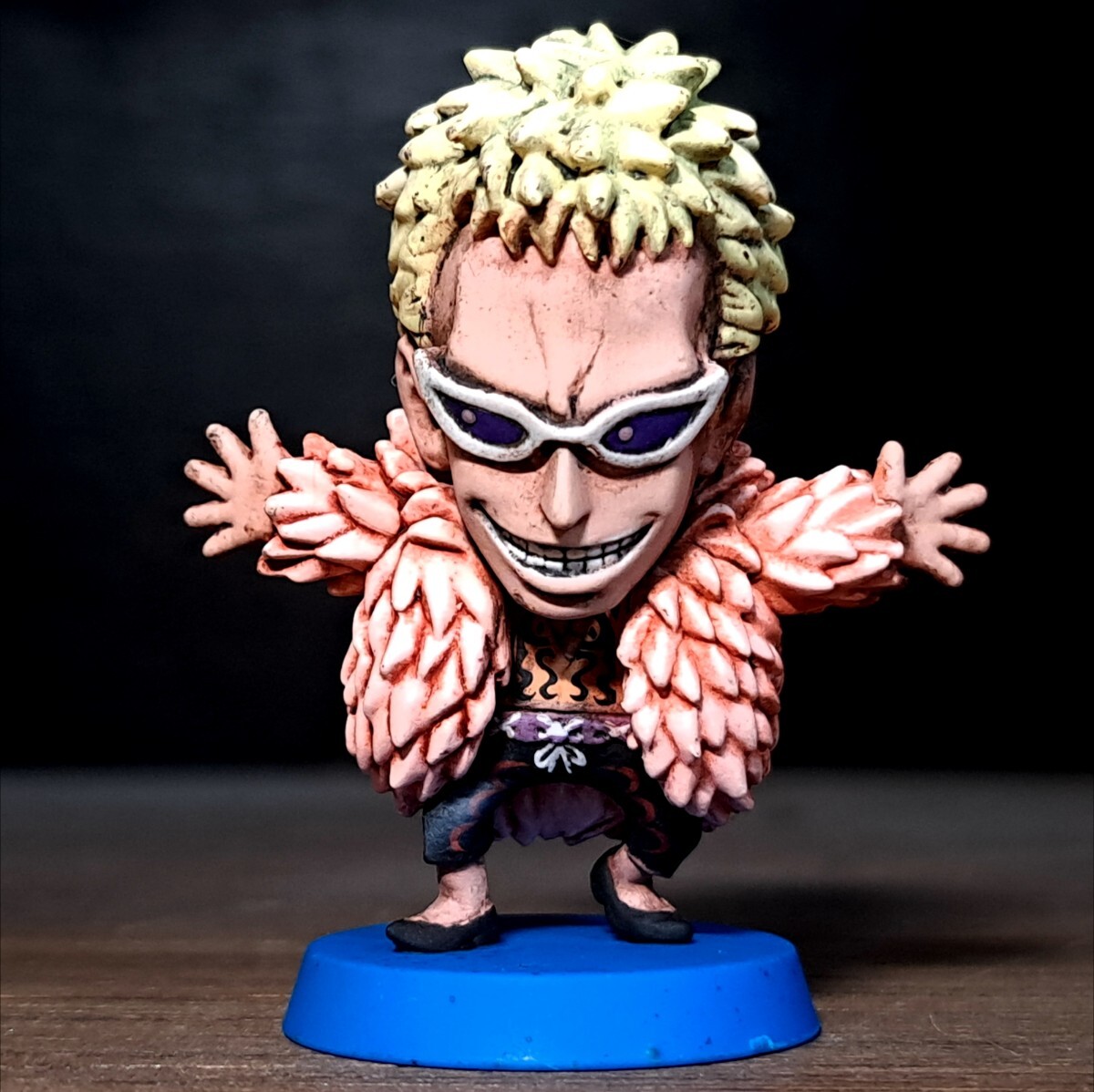 ドフラミンゴ　リペイント/ワンピース/アニキャラヒーローズ/フィギュア/リメイク/カスタムペイント/ONEPIECE figure repaint