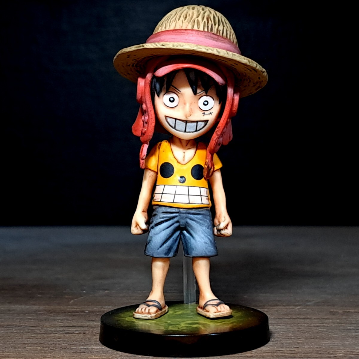 ルフィ　リペイント/ワンピース/ワールドコレクタブルフィギュア/ワーコレ/リメイク/カスタムペイント/ONE PIECE WCF repaint