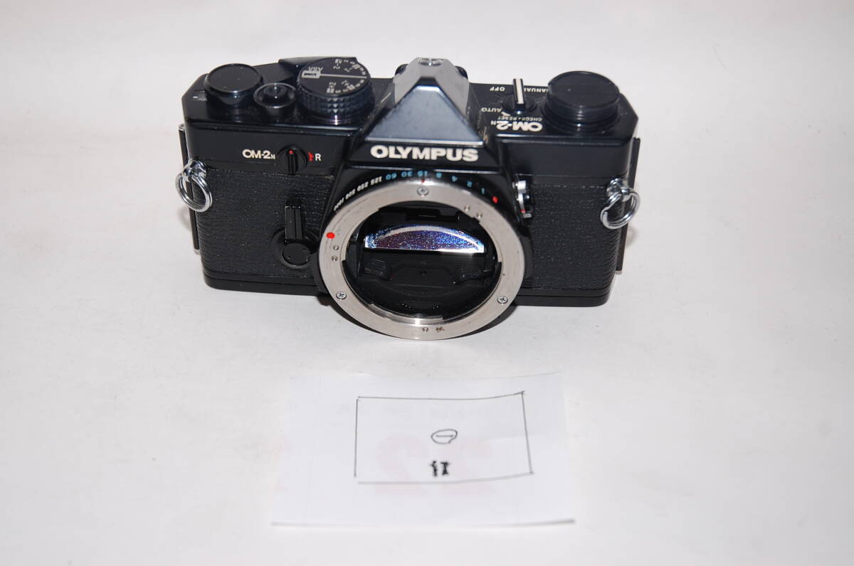 オリンパスＯＭ2　黒ボデー　ファインダー難有　　　　　　　青196