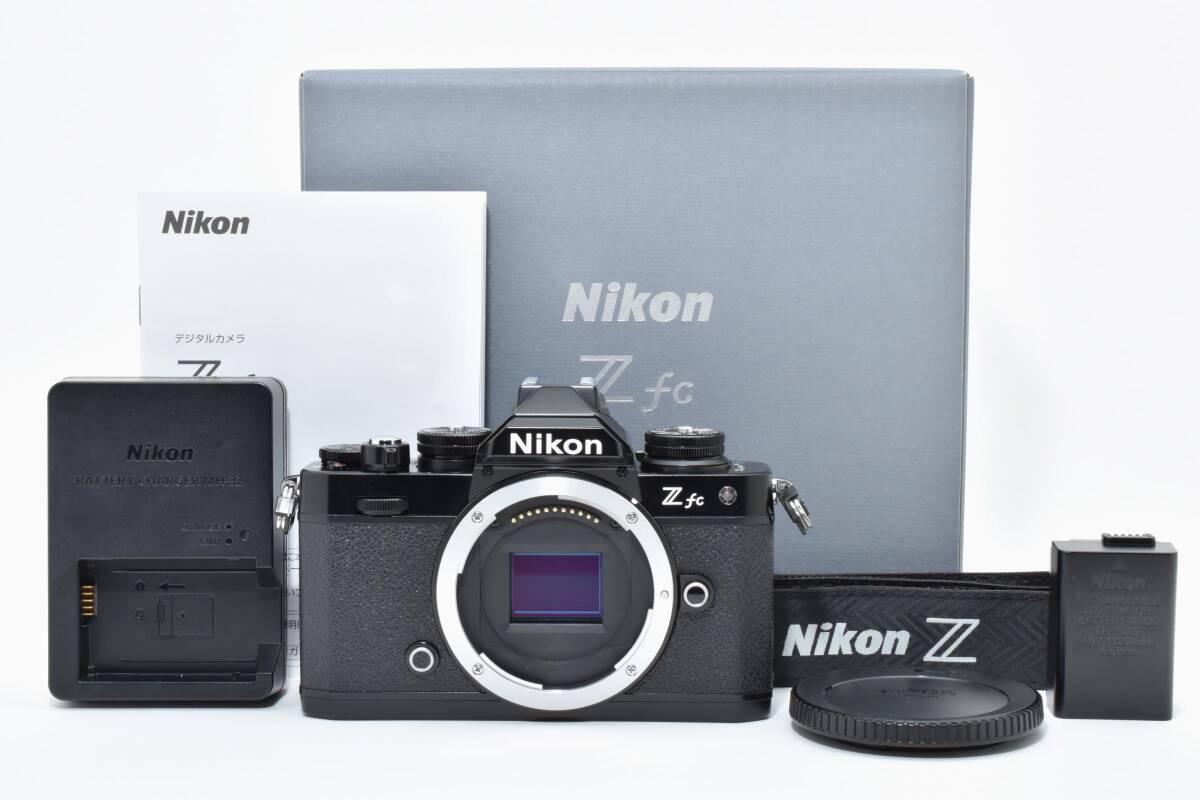 ★極上品★《ショット数4,611回》ニコン Nikon Z fc ボディ ブラック★　YMA9804＃62