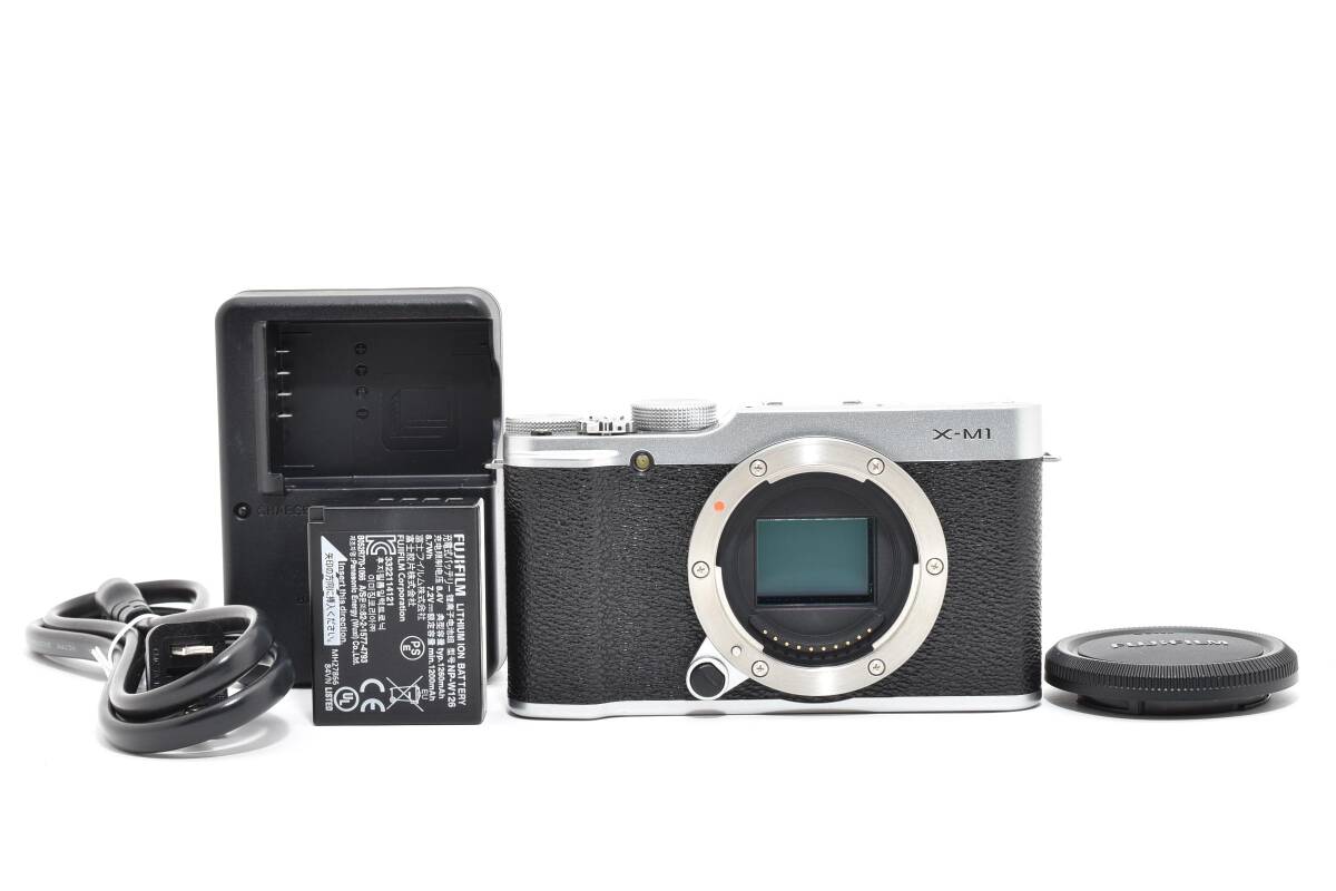 ★極上品★FUJIFILM フジフイルム X-M1 ミラーレス ボディ シルバー★　YMA9834