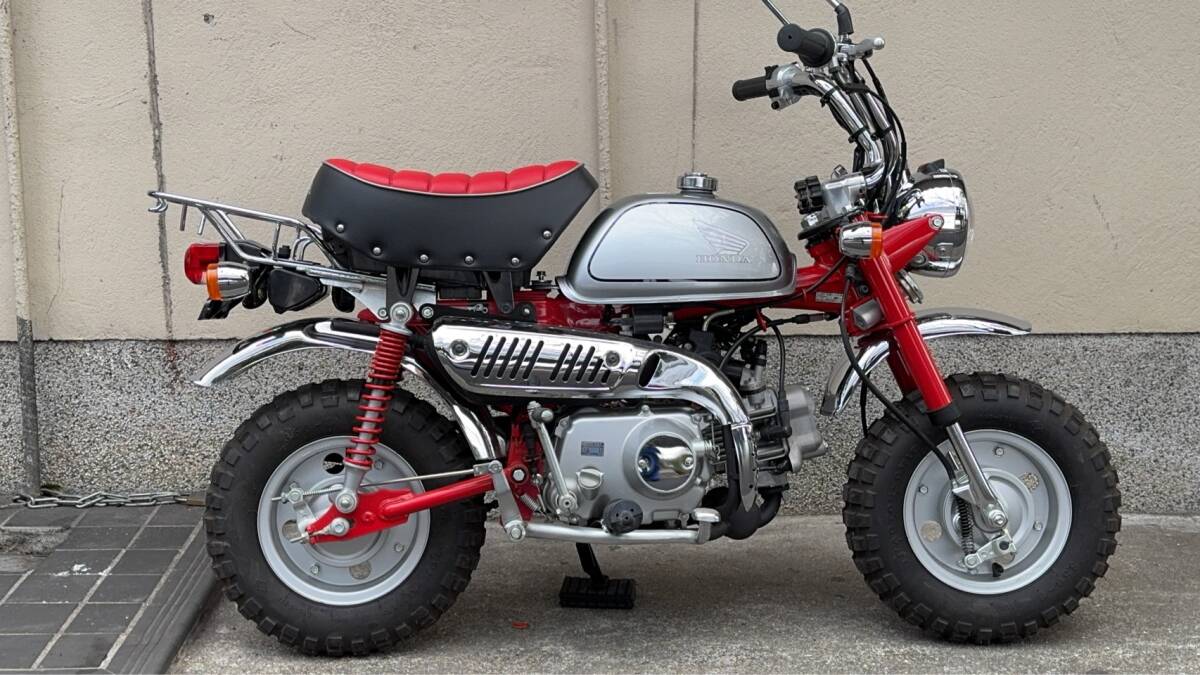 FIモンキー・リミテッド 2012年 受注期間限定1,000台、専用仕様 CR110カブレーシングをイメージした特別仕様 希少・プレミア 代理出品