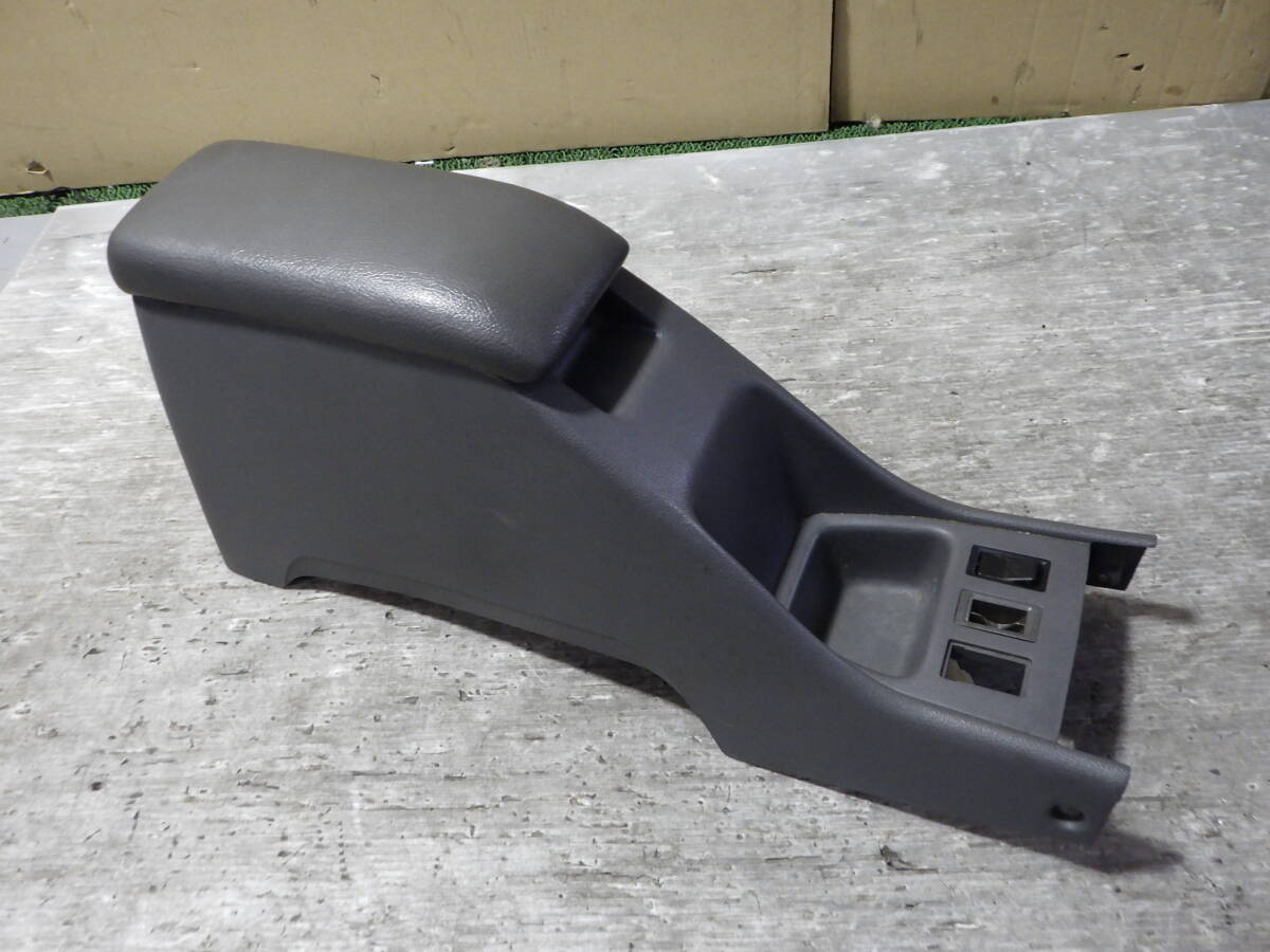 売り切り Q-LN130W ハイラックスサーフ 0 センターコンソール 08-03-24-919 B2F-5 スリーアール長野