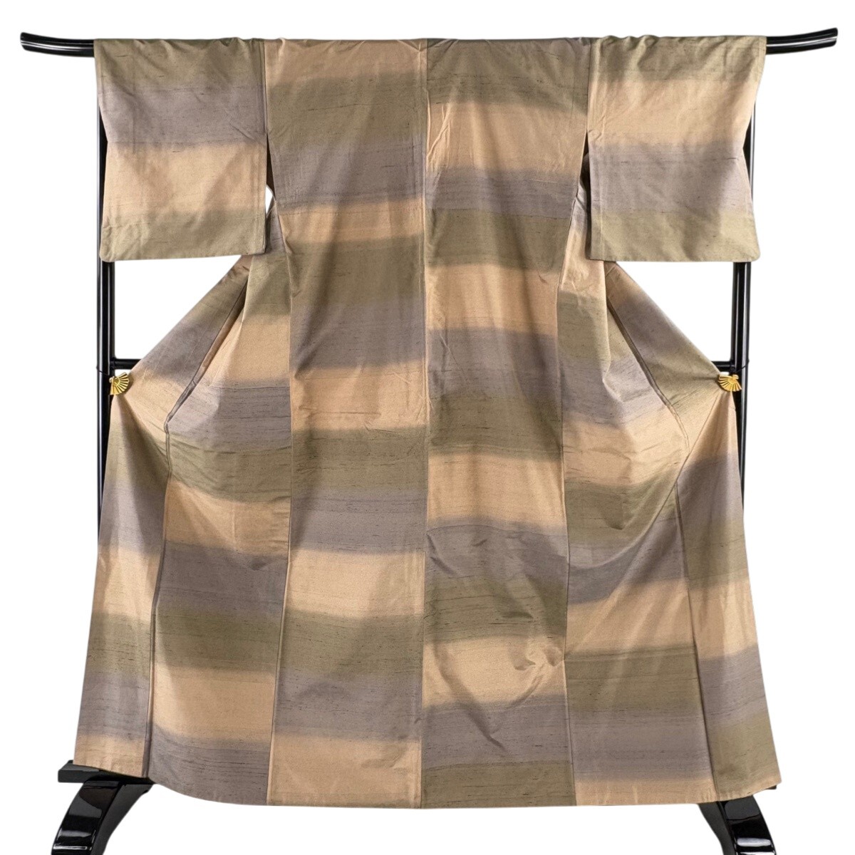 紬 身丈163.5cm 裄丈69cm L 袷 段縞 薄茶色 正絹 秀品 【中古】
