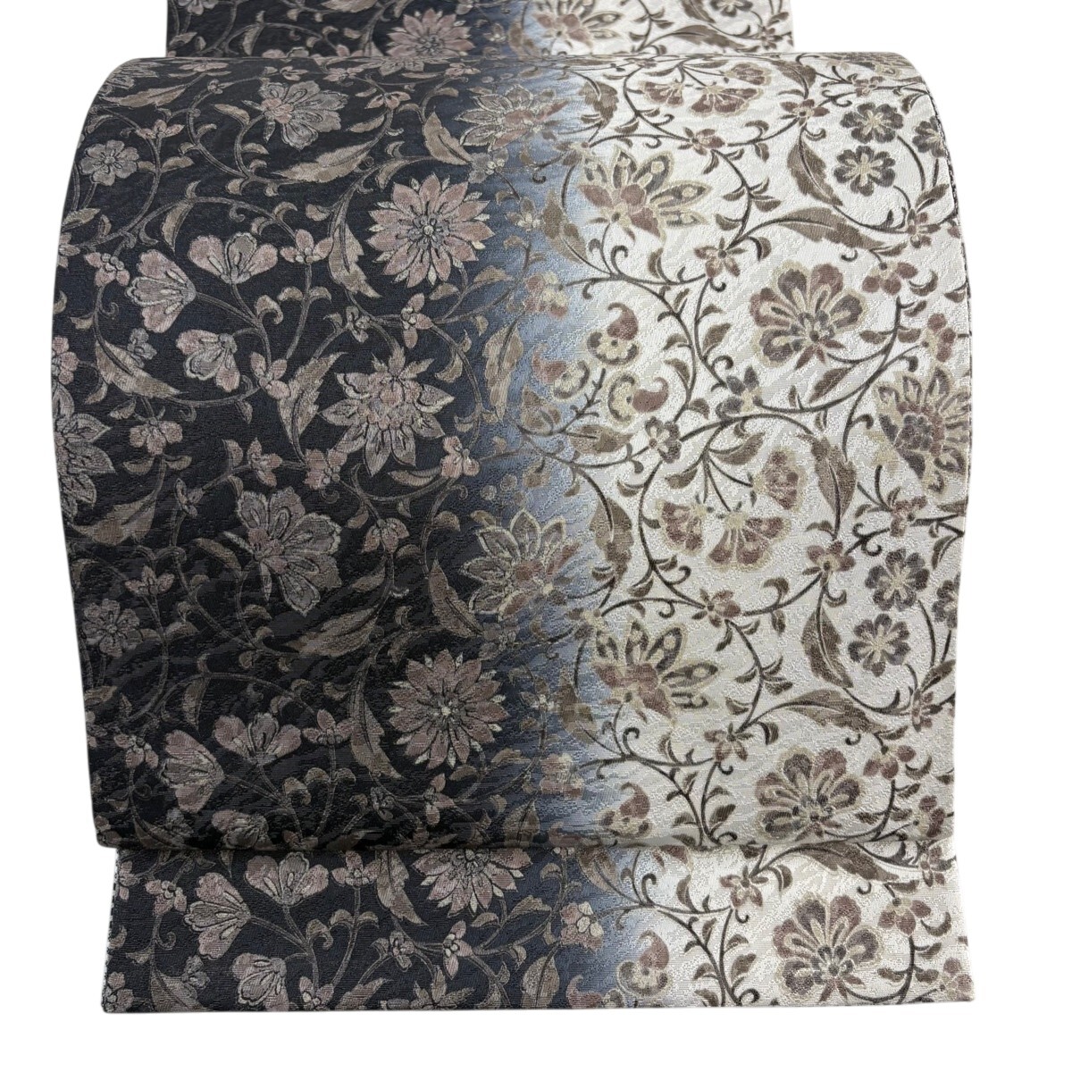 【美品】 袋帯 名品 花唐草 金彩 銀糸 墨色 全通 正絹 【中古】